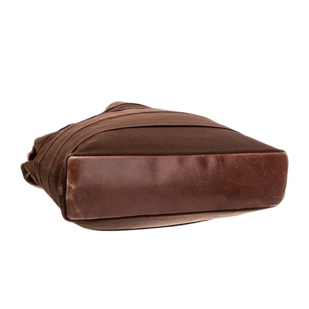 Ferragamo Brown Shoulder Bag - Picture 8 of 13